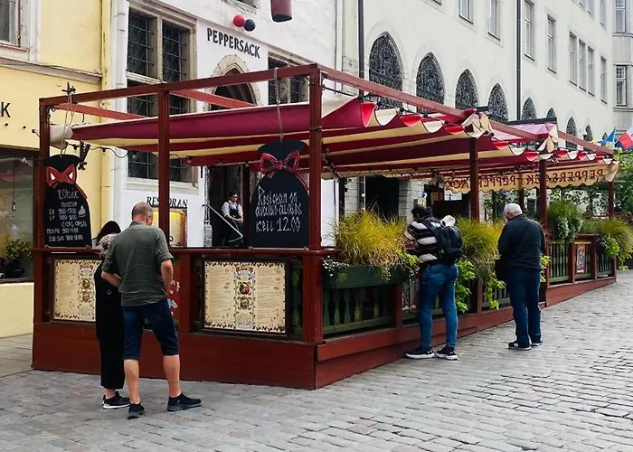 Oldtown Next Of Town Hall Square Apartman Kesklinn